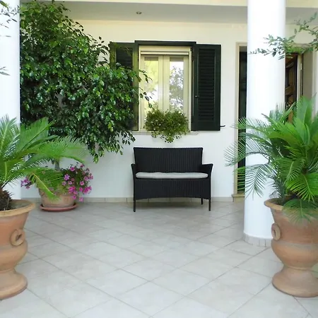 Il Giardino Delle Sete Nocleg ze śniadaniem 4*