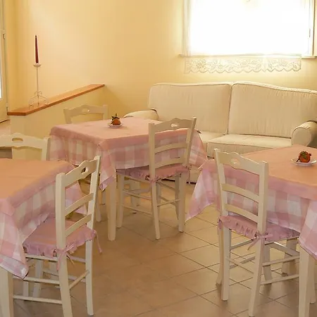 Nocleg ze śniadaniem Il Giardino Delle Sete 4*