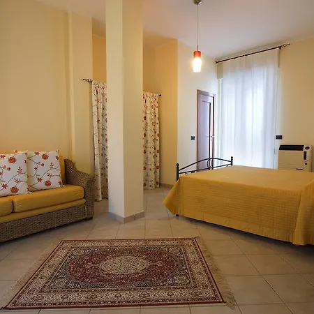 住宿加早餐酒店 加蒂诺il号德勒塞特住宿加早餐旅馆 梅萨涅