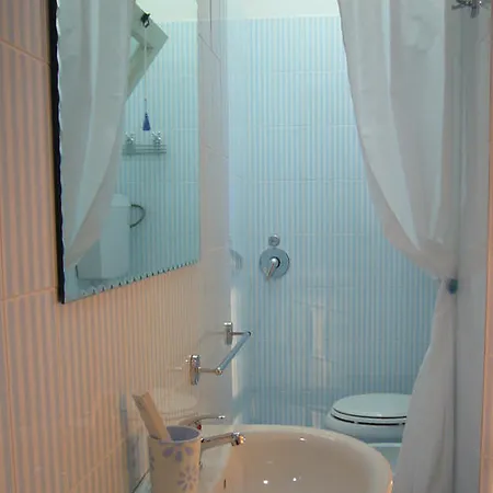 住宿加早餐酒店 加蒂诺il号德勒塞特住宿加早餐旅馆 4*